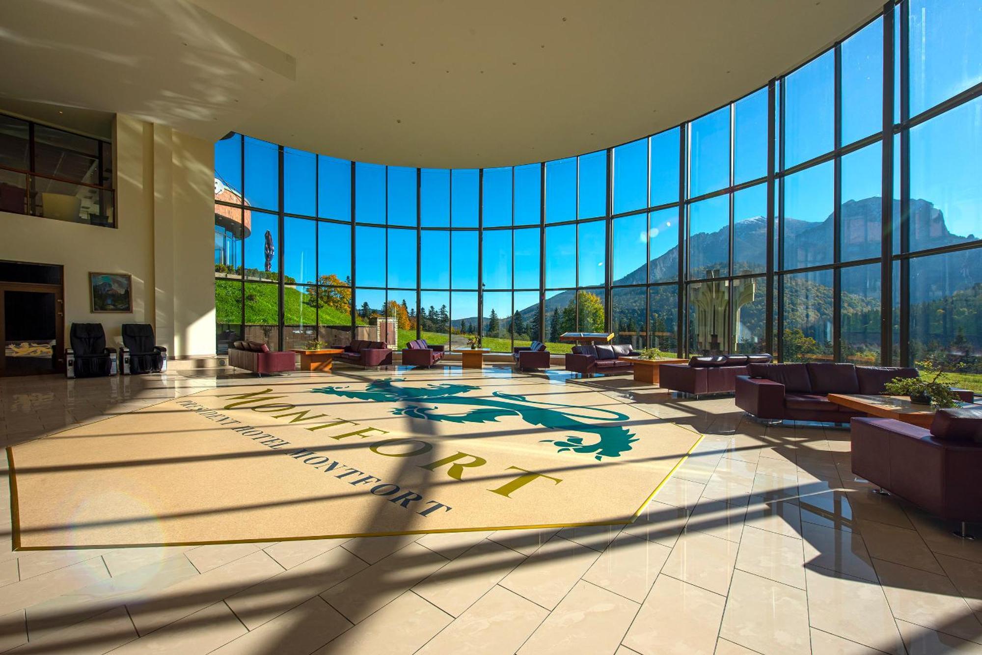 President Hotel Montfort Ждяр Экстерьер фото